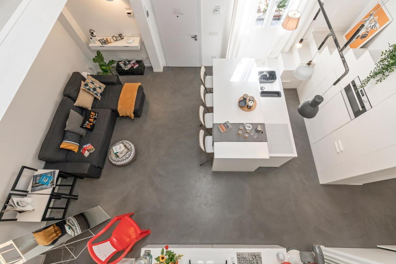 Rome As You Feel - Alibert Design Loft ภายนอก รูปภาพ