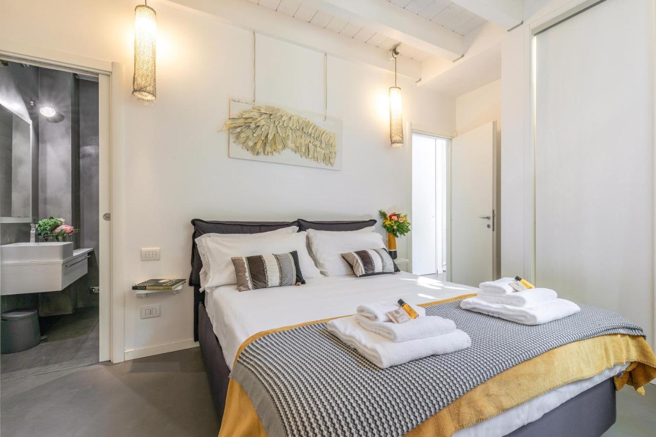Rome As You Feel - Alibert Design Loft ภายนอก รูปภาพ